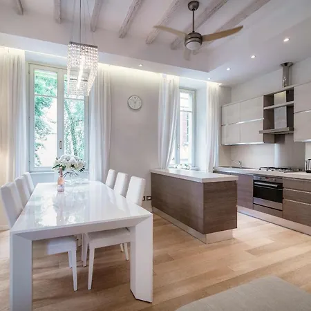 Heart & Soul Luxury Loft - The House Of Travelers Διαμέρισμα *
